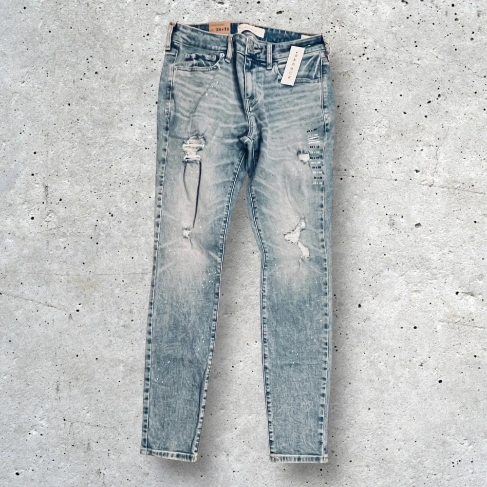 NWT Pacsun Stacked Skinny Paint Splatter Distressed Jeans